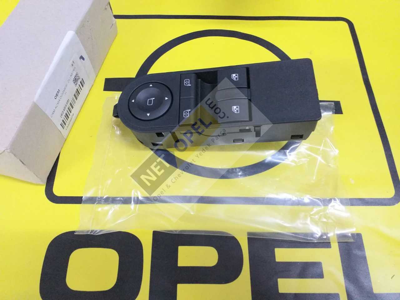 OPEL ZAFİRA B CAM AÇMA DÜĞMESİ SOL TARAF