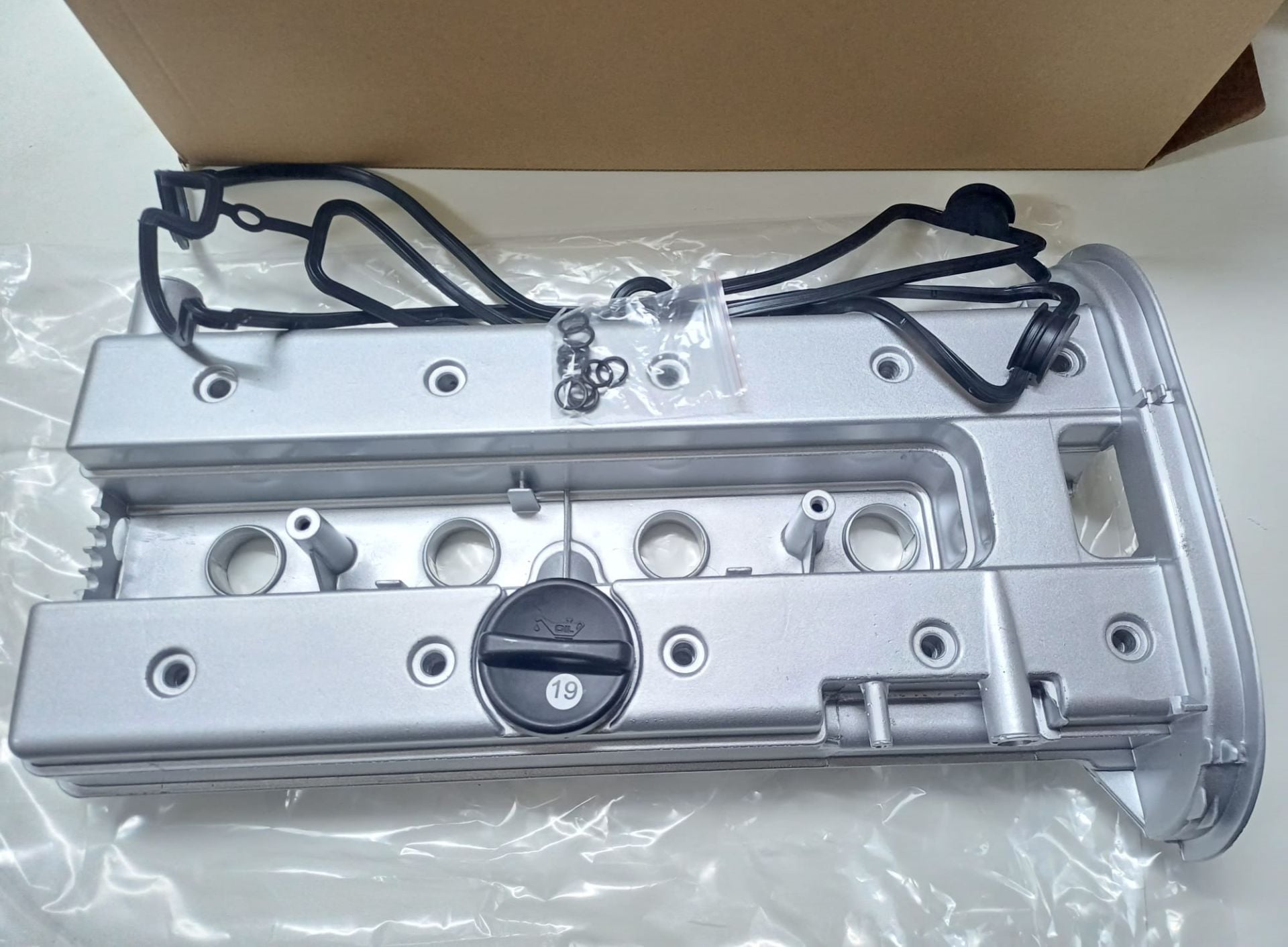 Opel Omega B Motor Üst Kapak ( Külbütör Üst Kapak ) X20XEV Motorlar Metal