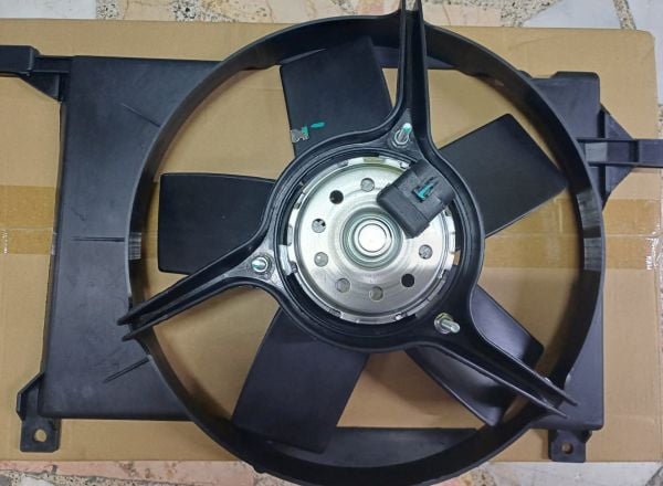 Opel Corsa B Radyatör Fan Motoru Komple Klımalı Benzinli