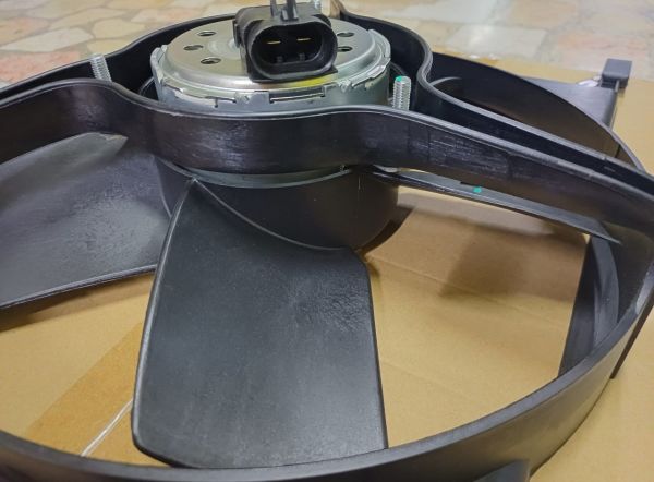 Opel Corsa B Radyatör Fan Motoru Komple Klımalı Benzinli
