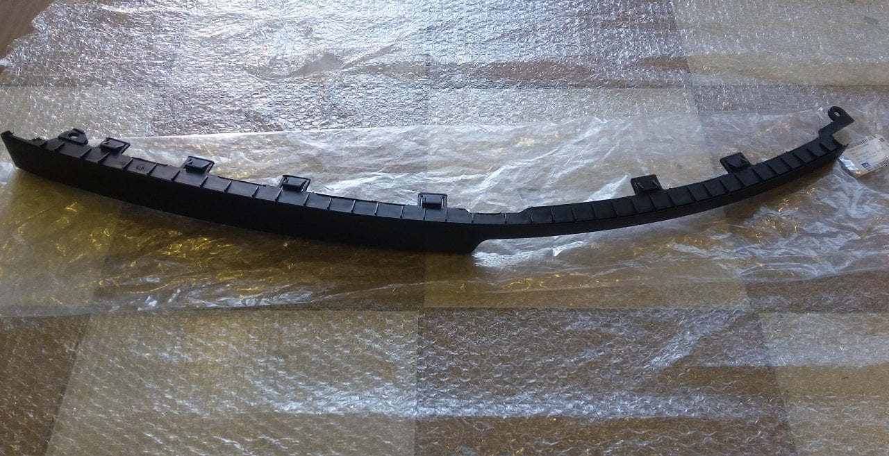 Opel İnsignia Ön Tampon Alt Lastiği ( Karlık ) Sol 2009 - 2013 GM