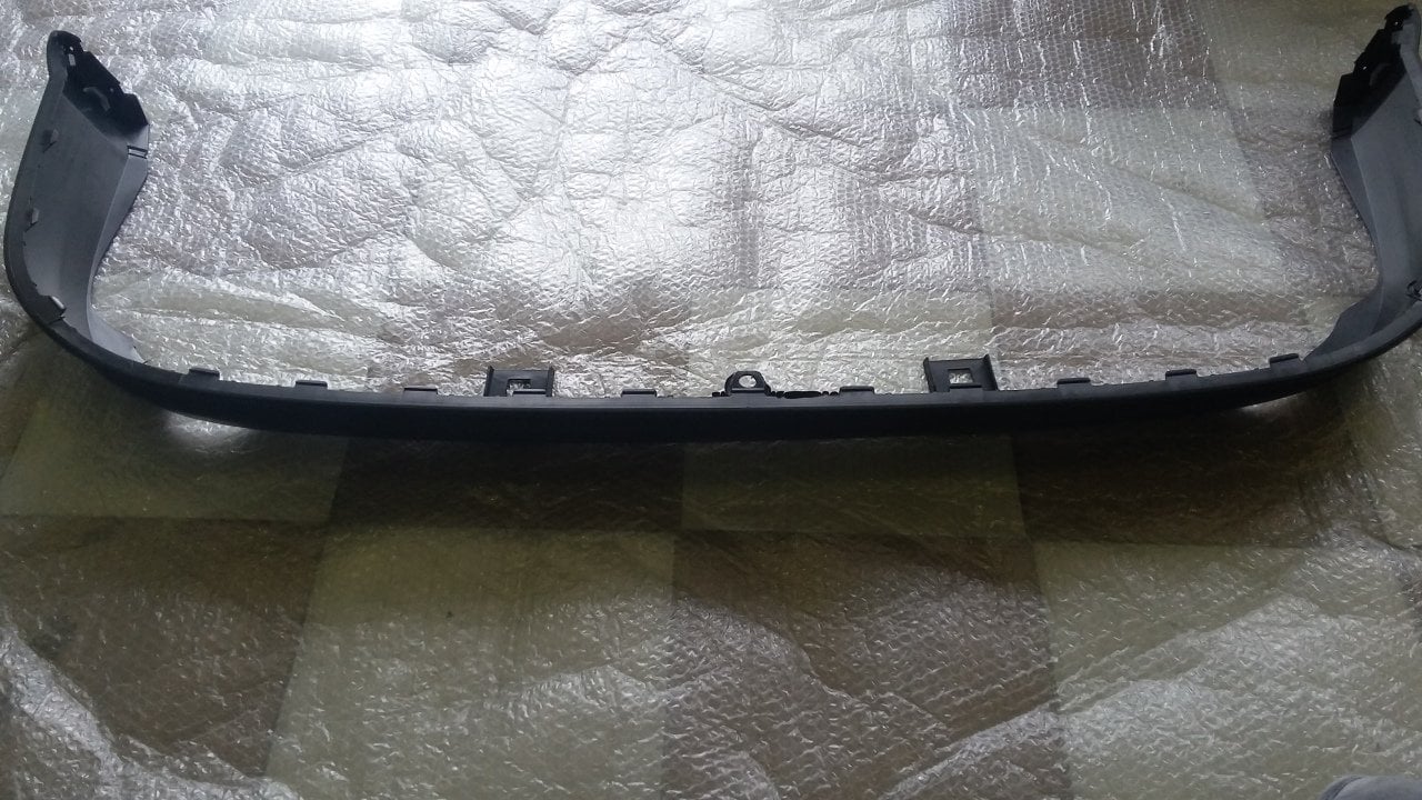 Opel Vectra C Tampon Lastiği ( Karlık Tampon Eki ) Arka 2002-2005 GM