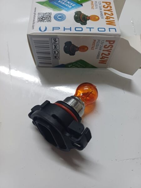 Opel Astra J Sinyal Ampülü Duy Lu