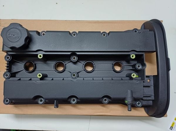 Chevrolet Aveo Motor Üst Külbütör Kapağı 1.4  2009-2011 GM