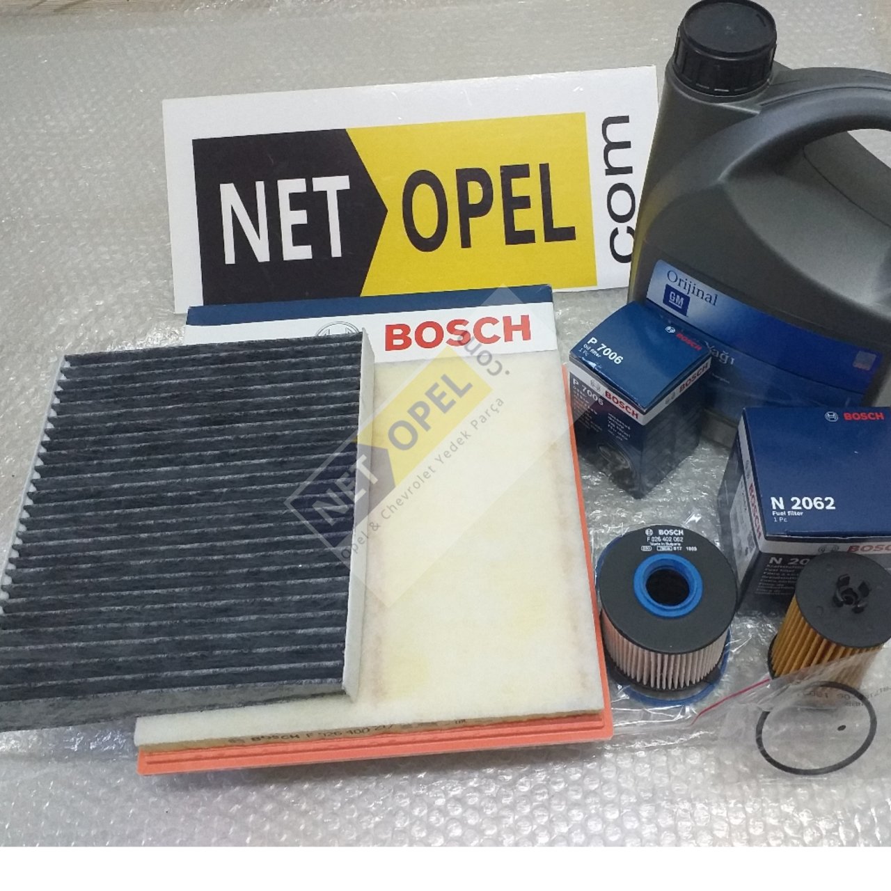 Opel Astra J Filtre Bakım Seti Motor Yağlı 1.6 Dizel Motorlar BOSCH
