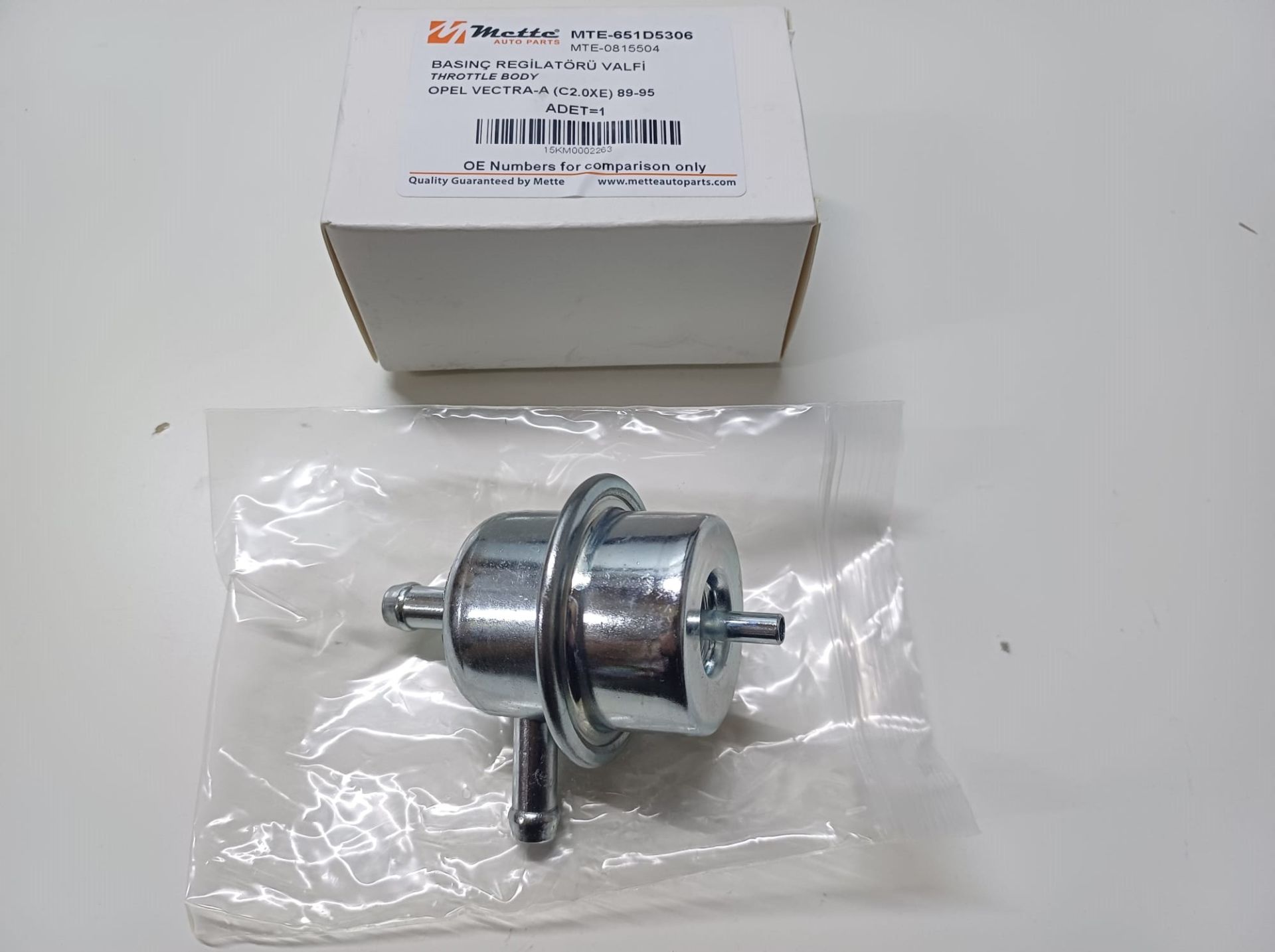 Opel Vectra A Yakıt Basınç Valfi Regulatör 2.0 Motor ( Geri Dönüş Valfi )