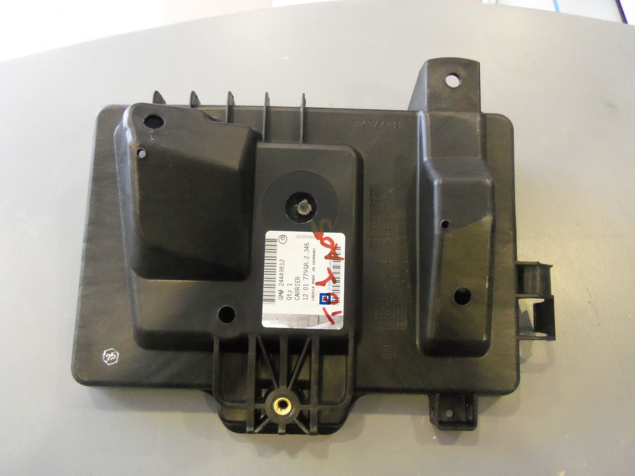 Opel Astra G Akü Kapağı Alt