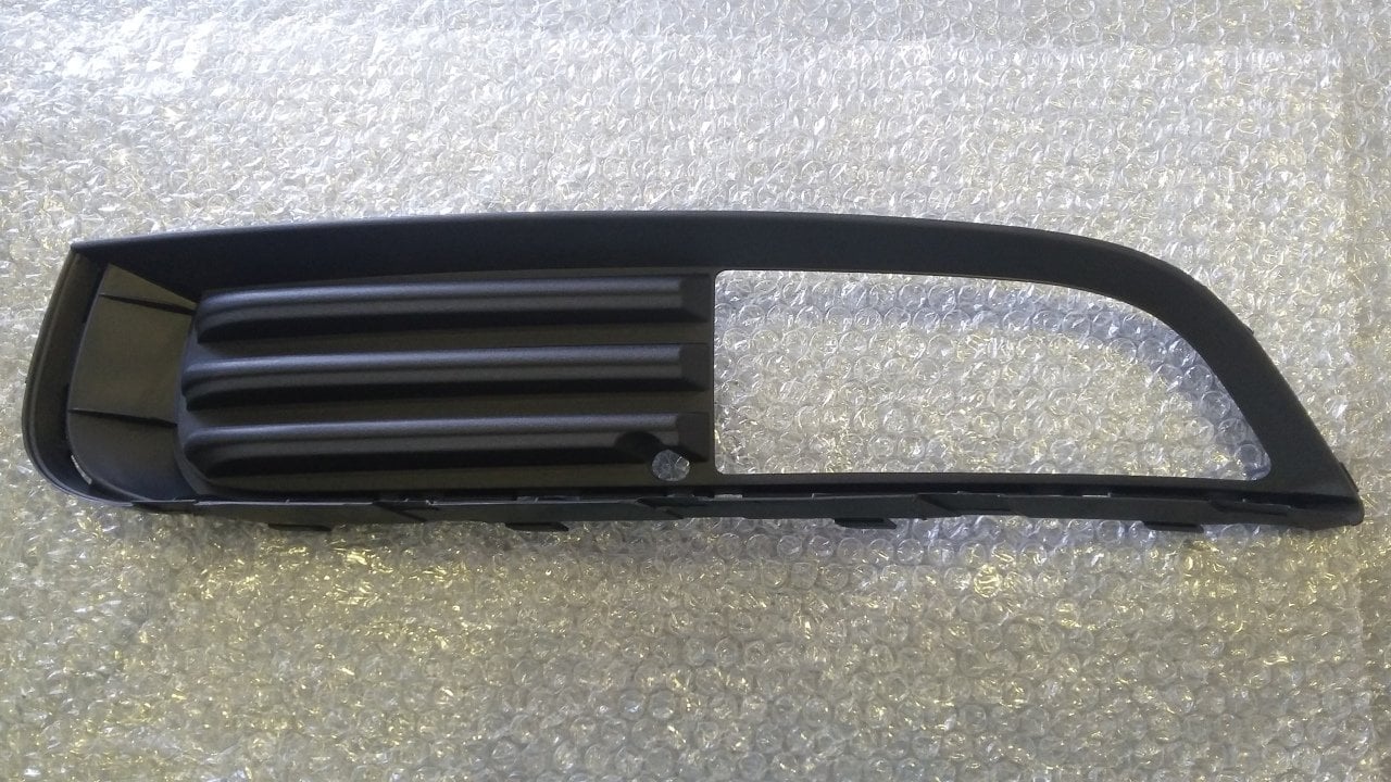 Opel İnsignia Sis Far Kapağı ( Çerçevesi - Izgarası ) Sol 2009-2013