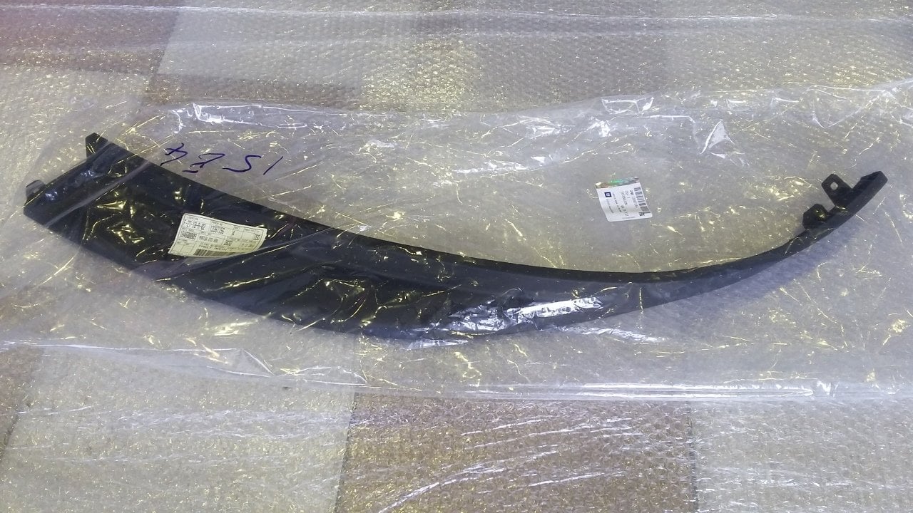 Opel Astra J Tampon Lastiği ( Tampon Eki Karlık ) Ön Sağ 2012 >