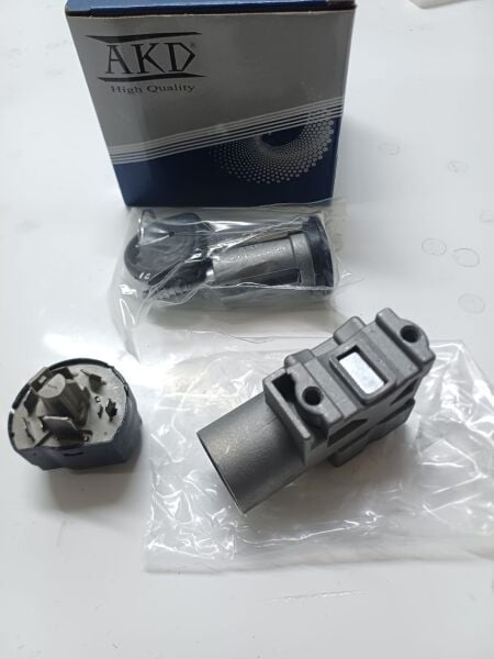 Opel Tigra A Kontak Gövdesi Anahtar Seti Komple