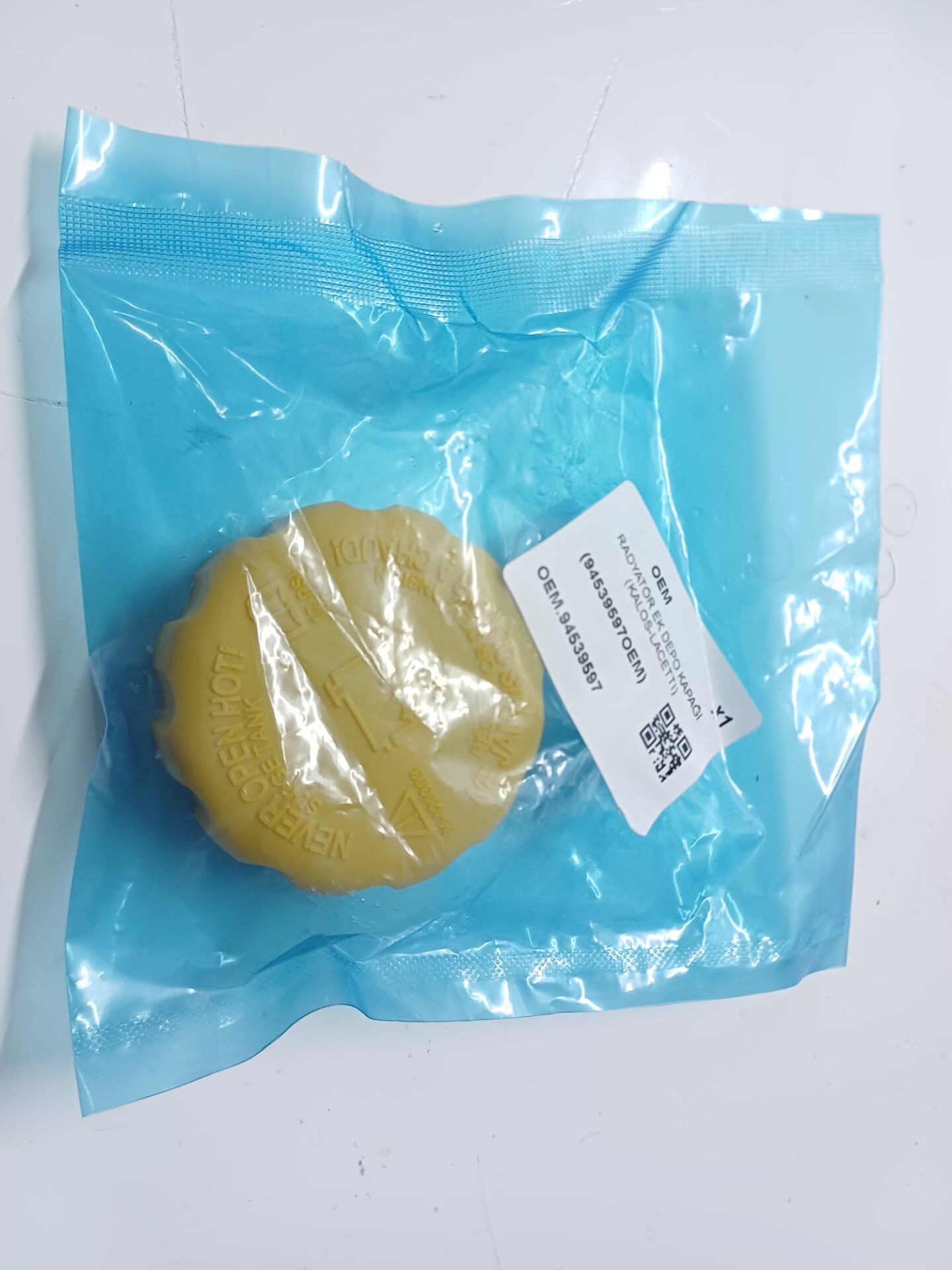 Chevrolet Rezzo Radyatör Su Depo Kapağı