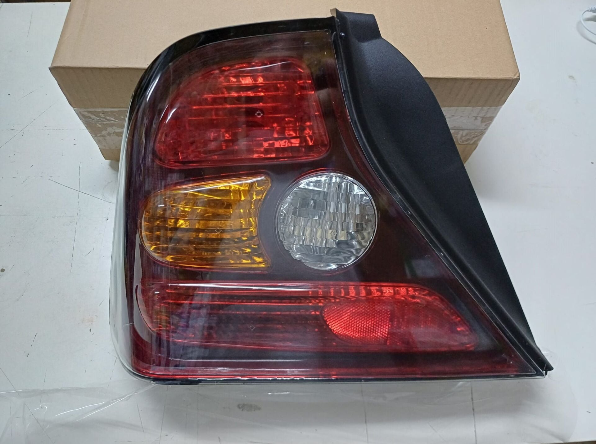 Chevrolet Evanda Stop Lambası ( Arka Far ) Sağ