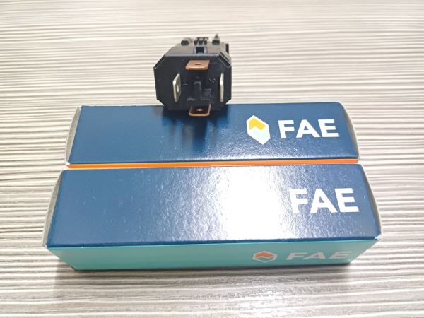 Opel Corsa C Fren  Stop  Müşürü