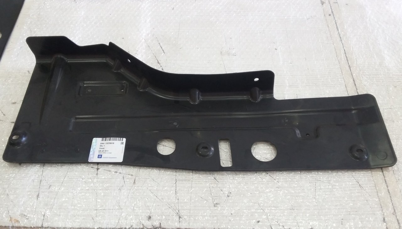 Opel Astra J V Kaıyışı Koruma Kapağı Sağ GM