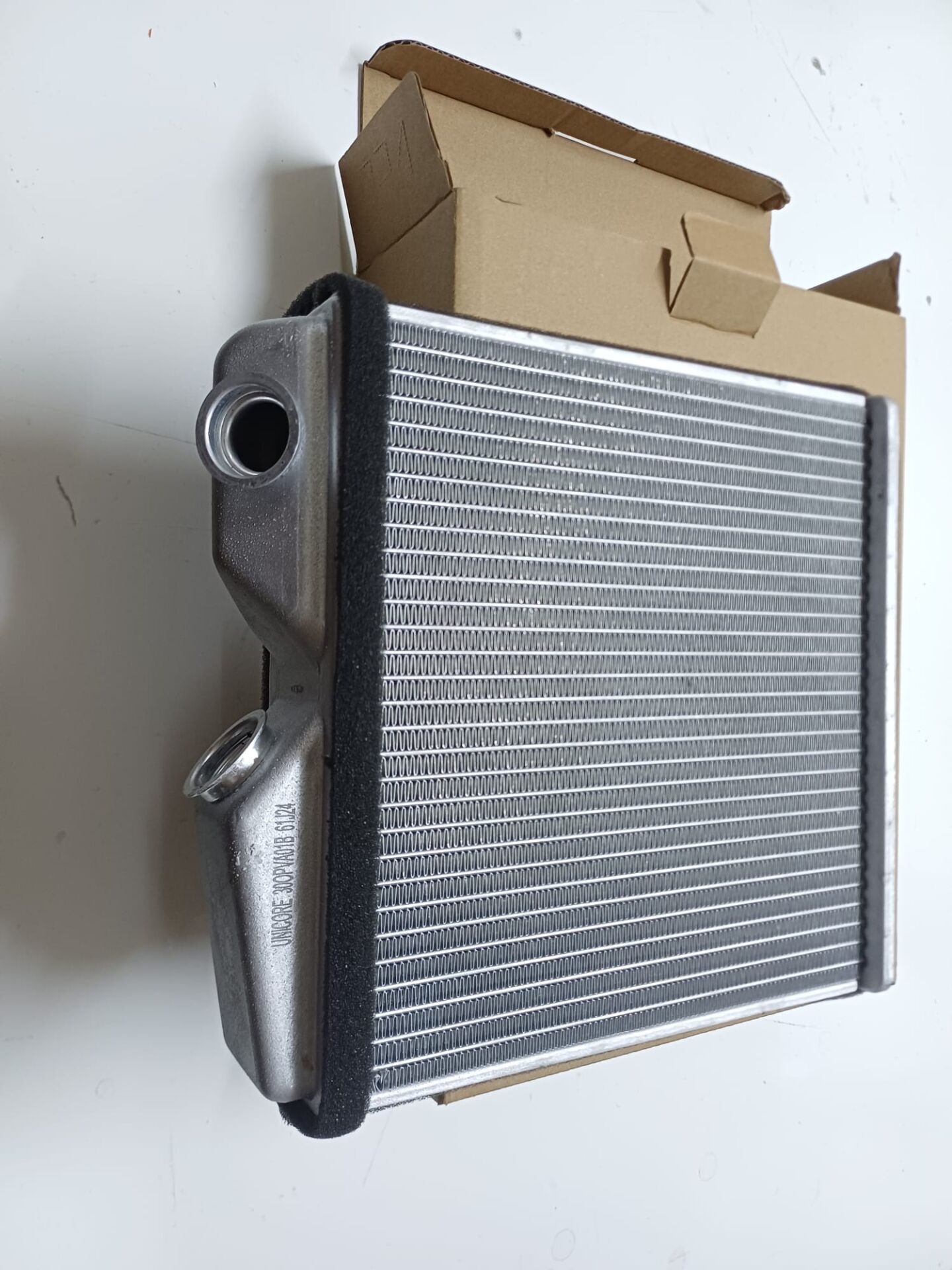 Opel Astra F Kalorifer Radyatörü Peteği ( Klimalı )