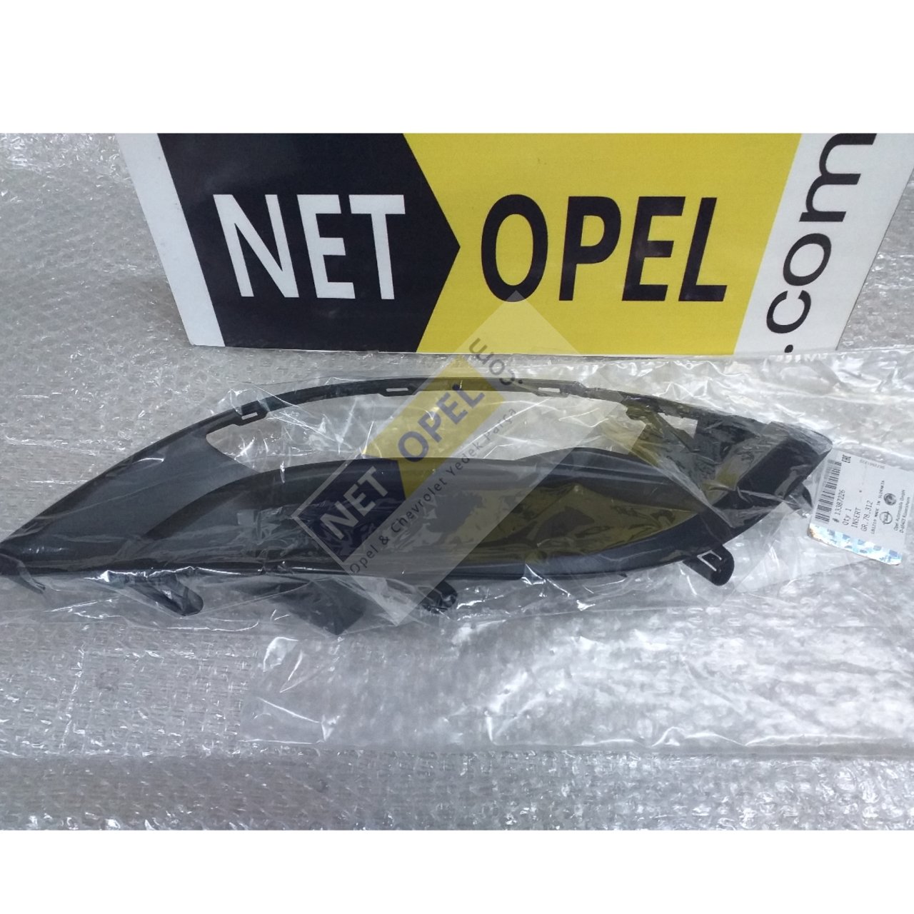 Opel Astra J Sis Far Kapağı ( Izgarası ) Sissiz Sağ 2012> GM