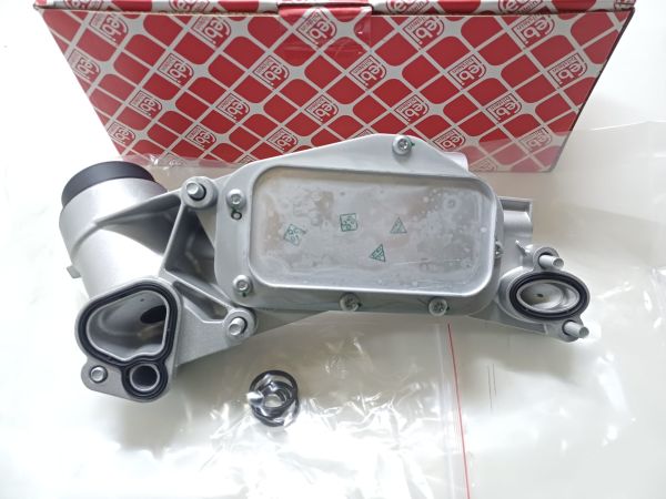 Opel Astra J Yağ Soğutucu Komple A16XER