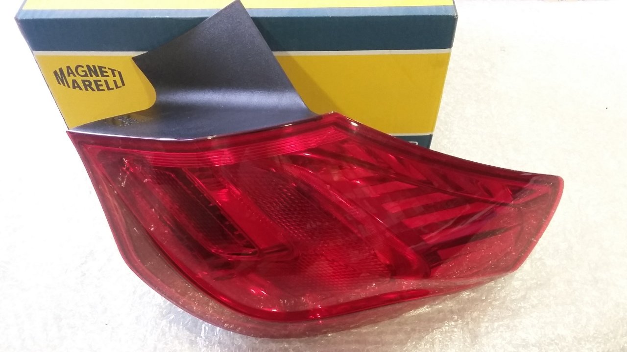 Opel Astra J Stop Lambası Sağ Dış HB ( Kırmzı ) MARELLİ Marka