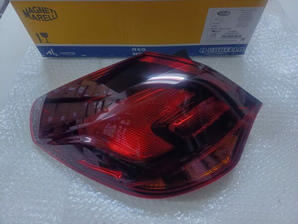 Opel Astra j stop lambası Sol Dış HB ( Füme Koyu ) Orjinal..